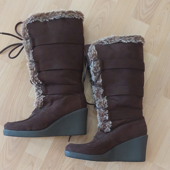 Brown Faux Fur Lace-Up Boots - Picture 2 of 6